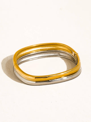 The 18K Gold Non-Tarnish Classic Bangle