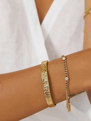 The 18K Gold Non-Tarnish Encrusted Chain Bracelet