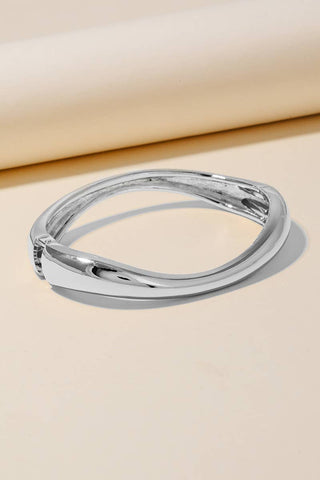Small Wavy Bangle
