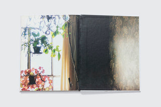 Drawing Fashion: The Art of Kenneth Paul Block