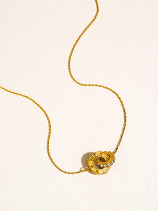 The 18K Gold Non-Tarnish CZ Overlapping Circle Pendant
