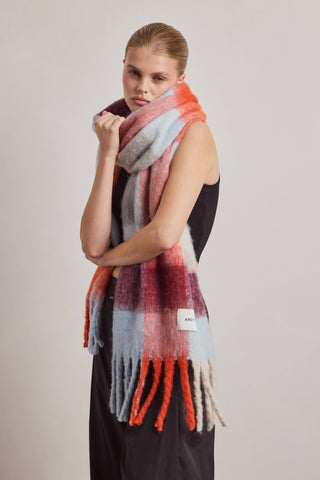 The Reykjavik Scarf in Red/Blue