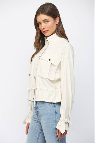 STAND COLLAR DRAWSTRING UTILITY JACKET FJ75333: ECRU / L - Olive Street
