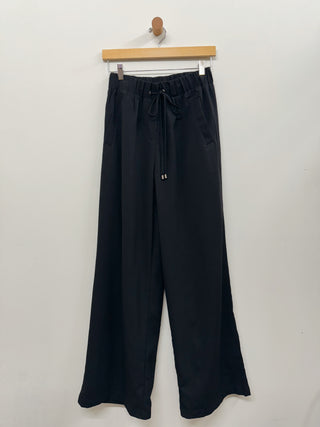 Wide Leg Tailored Pant