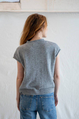 Piper Vest Cardigan: HEATHER GREY / L - Olive Street