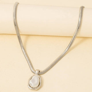 The Pearl Pendant Herringbone Necklace