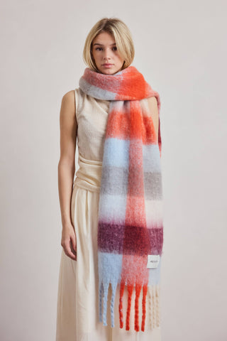 The Reykjavik Scarf in Red/Blue