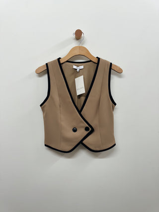 Contrast Trim Vest