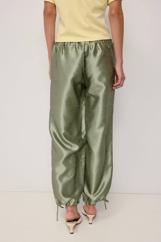 The Tafetta Drawstring Pants in Green