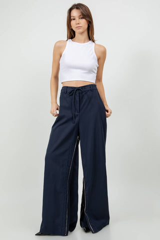 The Zipper Detail Trouser