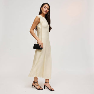 The Nichelle Sculptural Clutch in Black
