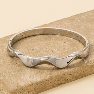 The Stainless Steel Wavy Hinge Bangle
