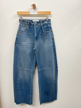 Barrel Jean with Seams