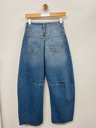 Barrel Jean with Seams