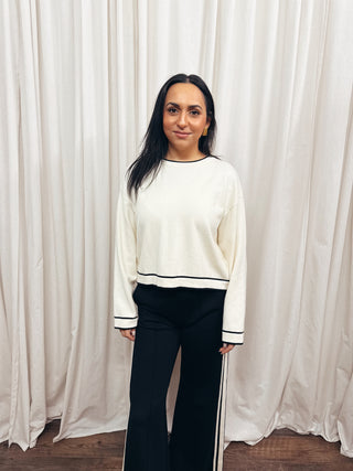 The Contrast Piping Crewneck - Olive Street