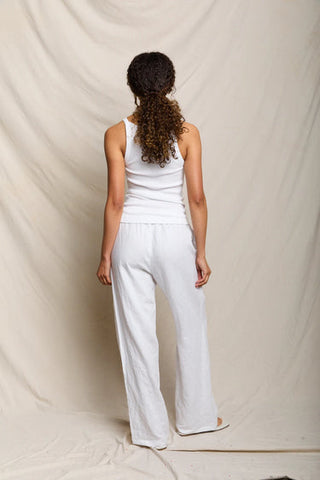 The Lorana Linen Drawstring Pant in White - Olive Street