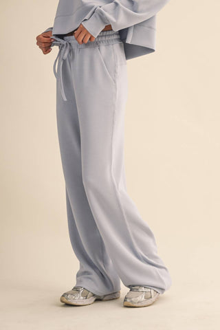 The Super Soft Air Scuba Wide Leg Pant