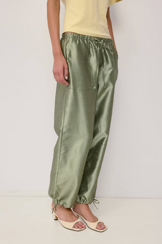 The Tafetta Drawstring Pants in Green