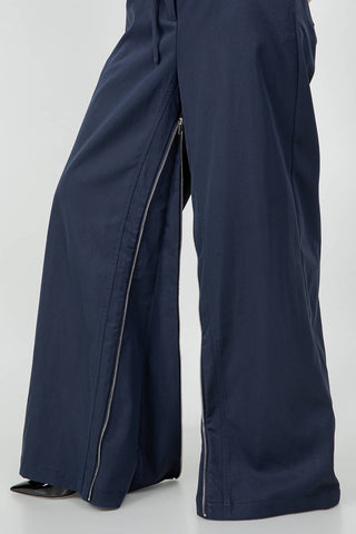 The Zipper Detail Trouser