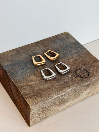 Mini Hinge Hoop