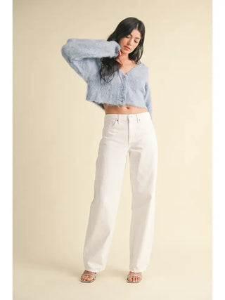 Relaxed Straight in White