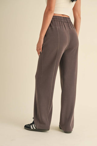 The Super Soft Air Scuba Wide Leg Pant
