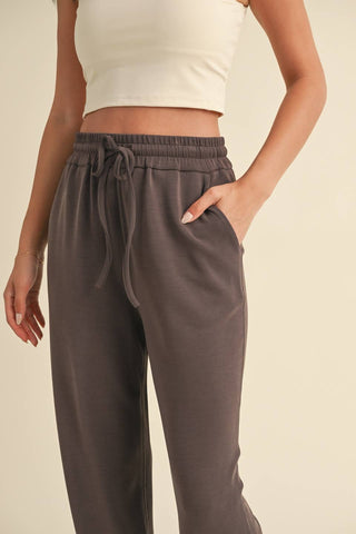 The Super Soft Air Scuba Wide Leg Pant