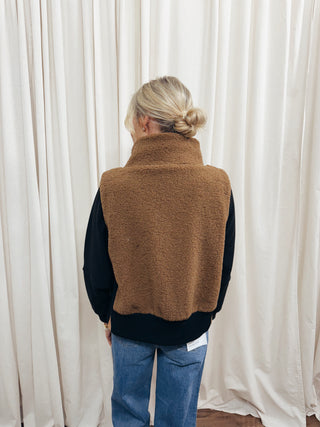 Sherpa Contrast Knit Vest