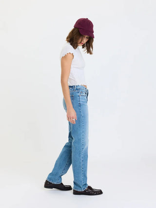 The Rebel Mid Rise Ankle Slim Straight Jean in On Repeat