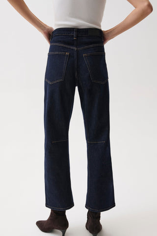 The Beau Seamed Crescent Raw Jean in Nightfall