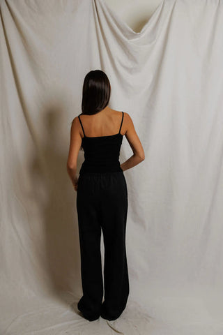 The Lorana Linen Drawstring Pant in Black - Olive Street