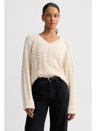 The Kelsey Vneck - Olive Street