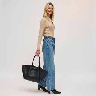 The Kaia Tote in Black - Olive Street