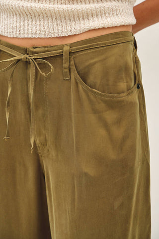 The Air-Washed Wide Leg Pant