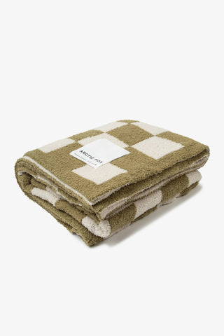 The Teddy Throw - 100% Recycled in Khaki Check