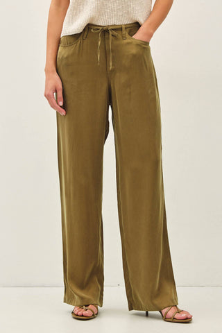 The Air-Washed Wide Leg Pant