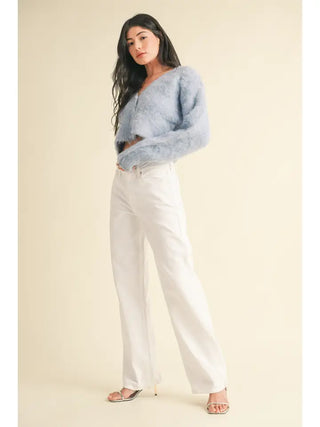 Relaxed Straight in White