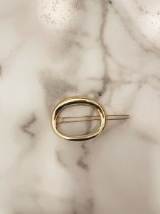 Abstract Oval Clip